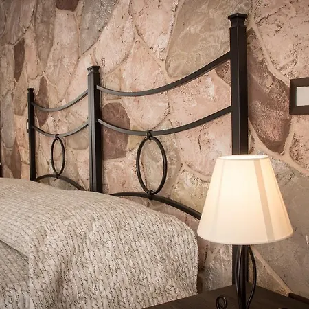 Frühstückspension Rocca Pinta 3*