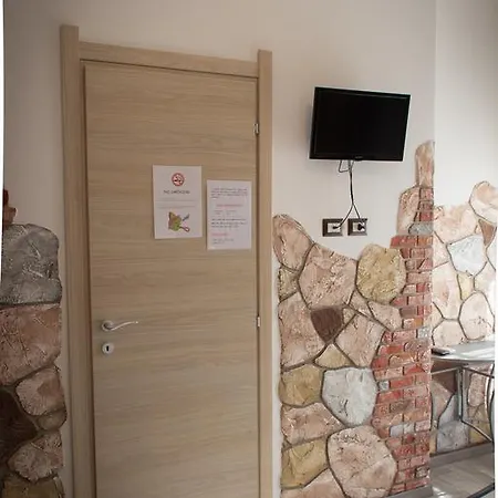 Rocca Pinta בית הארחה אלגהרו